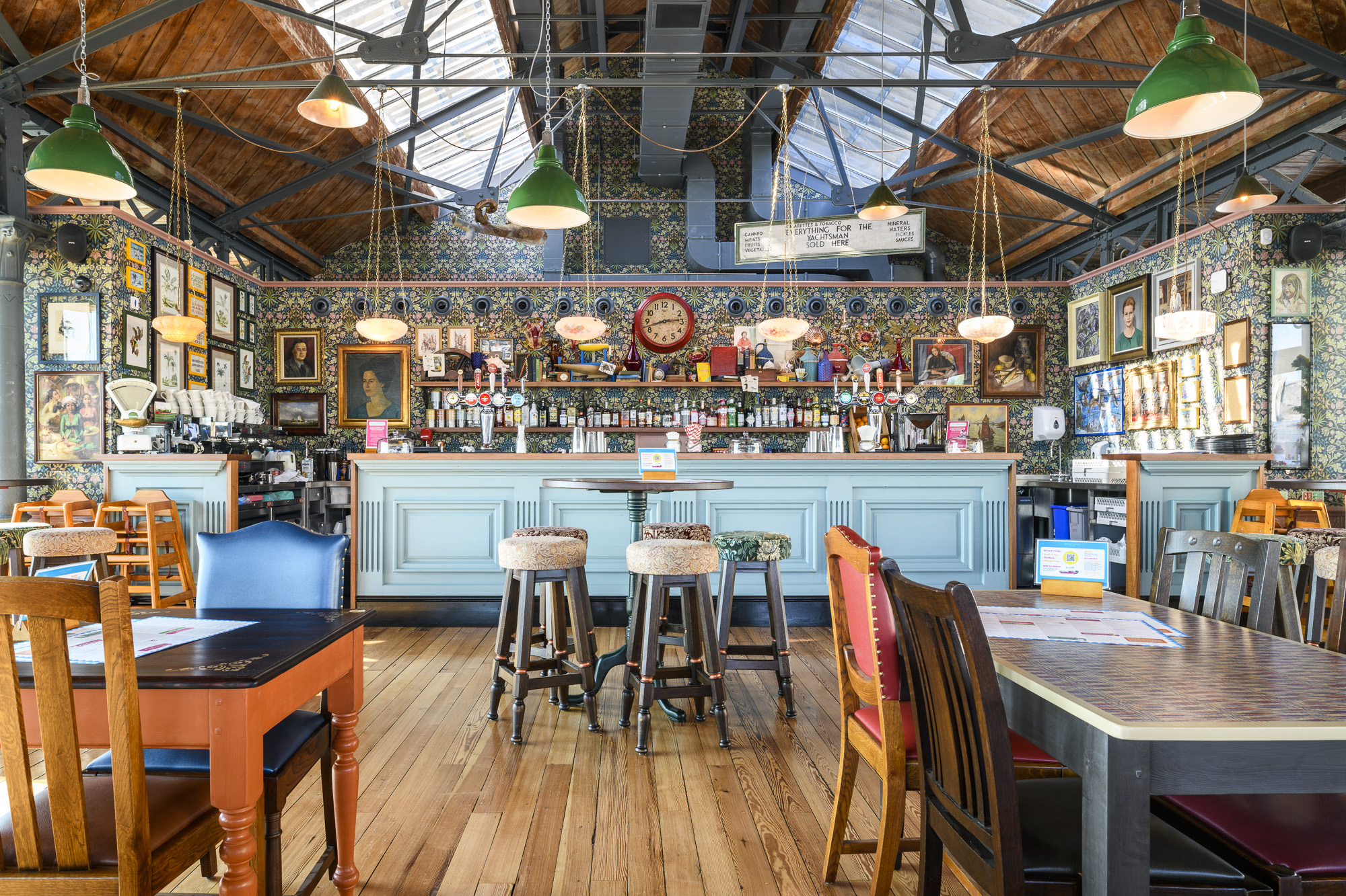 Neighbourhood cafe/bar concept Loungers recently opened its 250th location